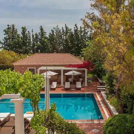 Metohi Georgila 4*