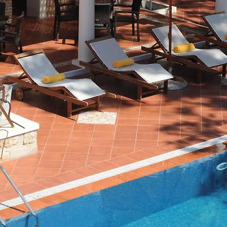 Metohi Georgila Apart-hotel 4*