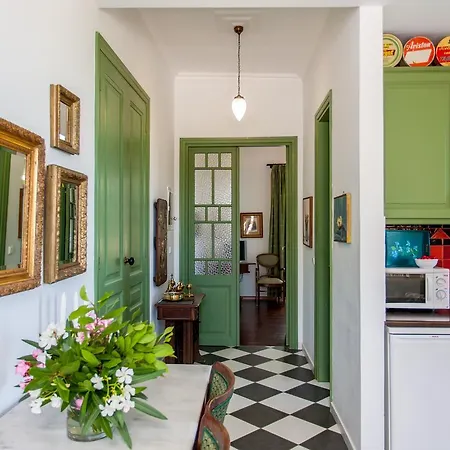 Metohi Georgila 公寓式酒店 4*