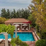 Metohi Georgila 4*