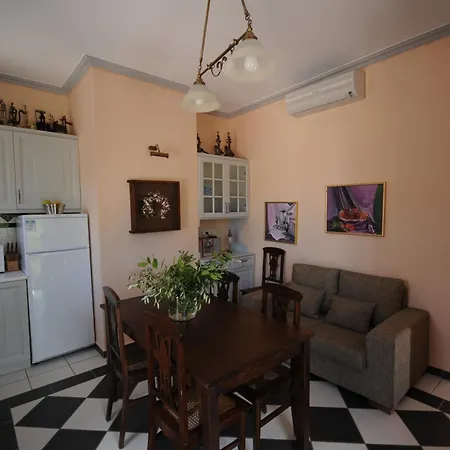 Metohi Georgila Hotel apartamentowy 4*