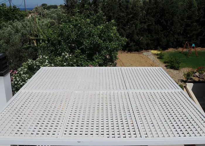 Metohi Georgila 公寓式酒店 4*