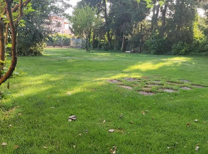 Metohi Georgila 公寓式酒店 马莱迈